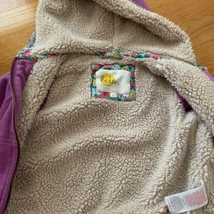 Mini Boden shaggy lined hoodie 3-4